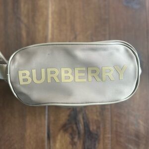 Burberry Logo Clutch Cosmetic Poach Travel Case Beige